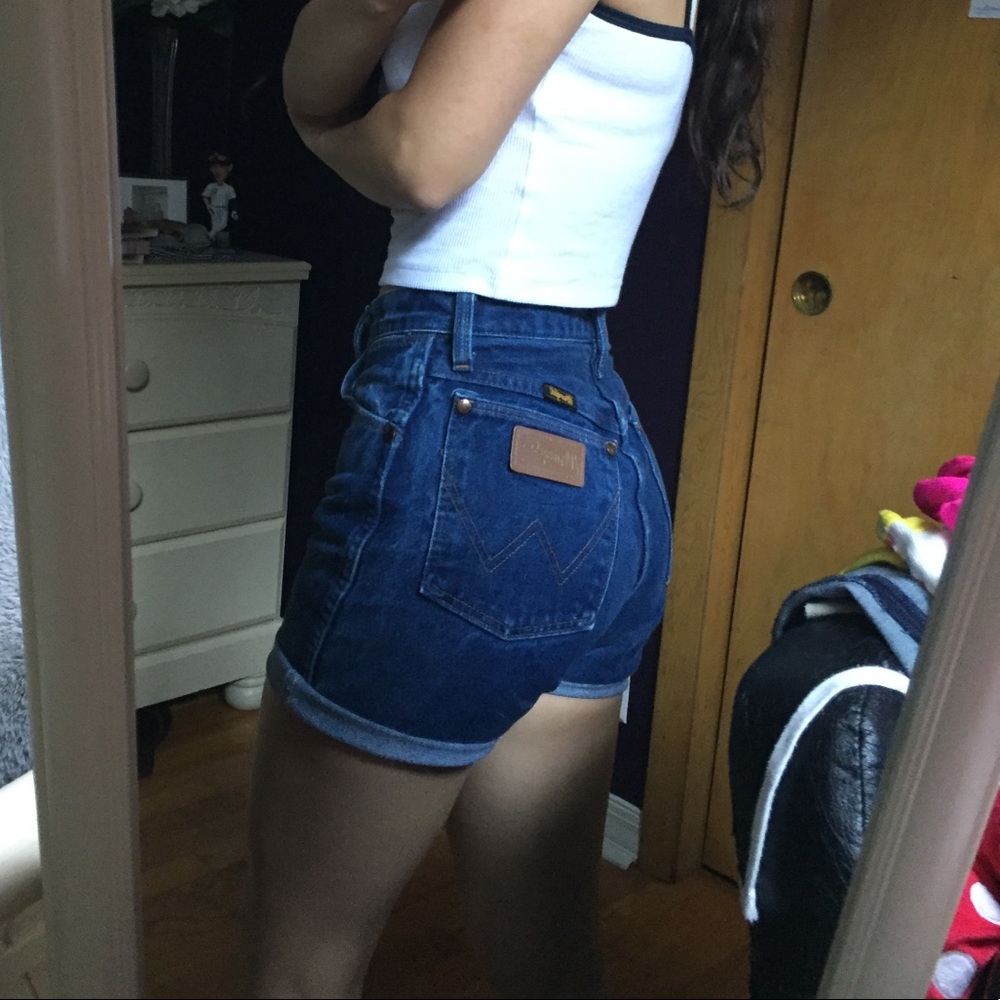 Wrangler High Rise Cutoff Shorts